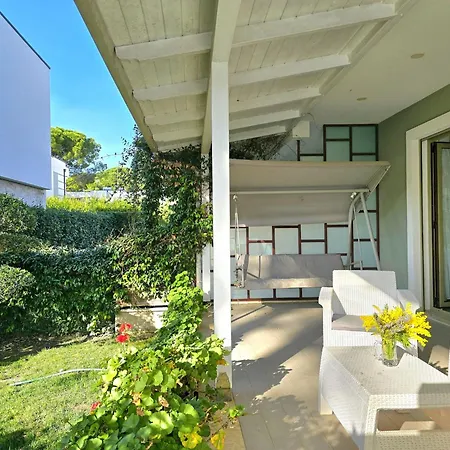 For Seven Guests Villa